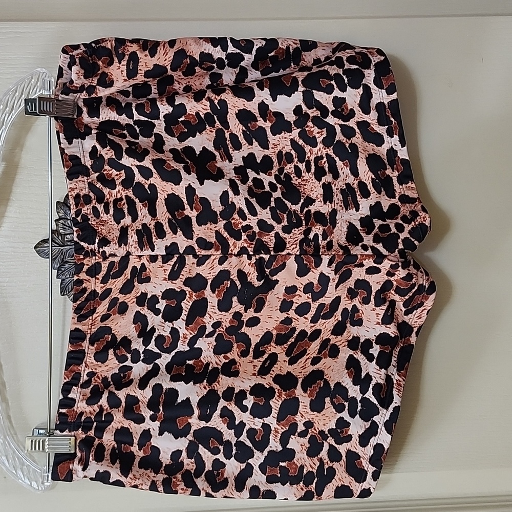 LEOPARD PRINT SWIM SHORTS - Picture 3 of 3